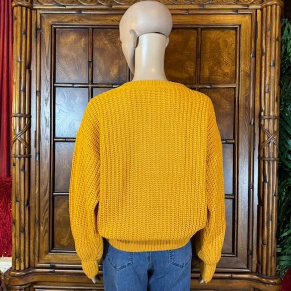 NWOT Sun Yellow Shaker Knit Vneck Balloon Sleeve Sweater - Picture 5 of 15
